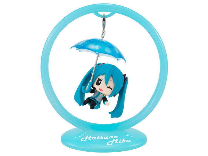 Hatsune Miku Trapeze Figure